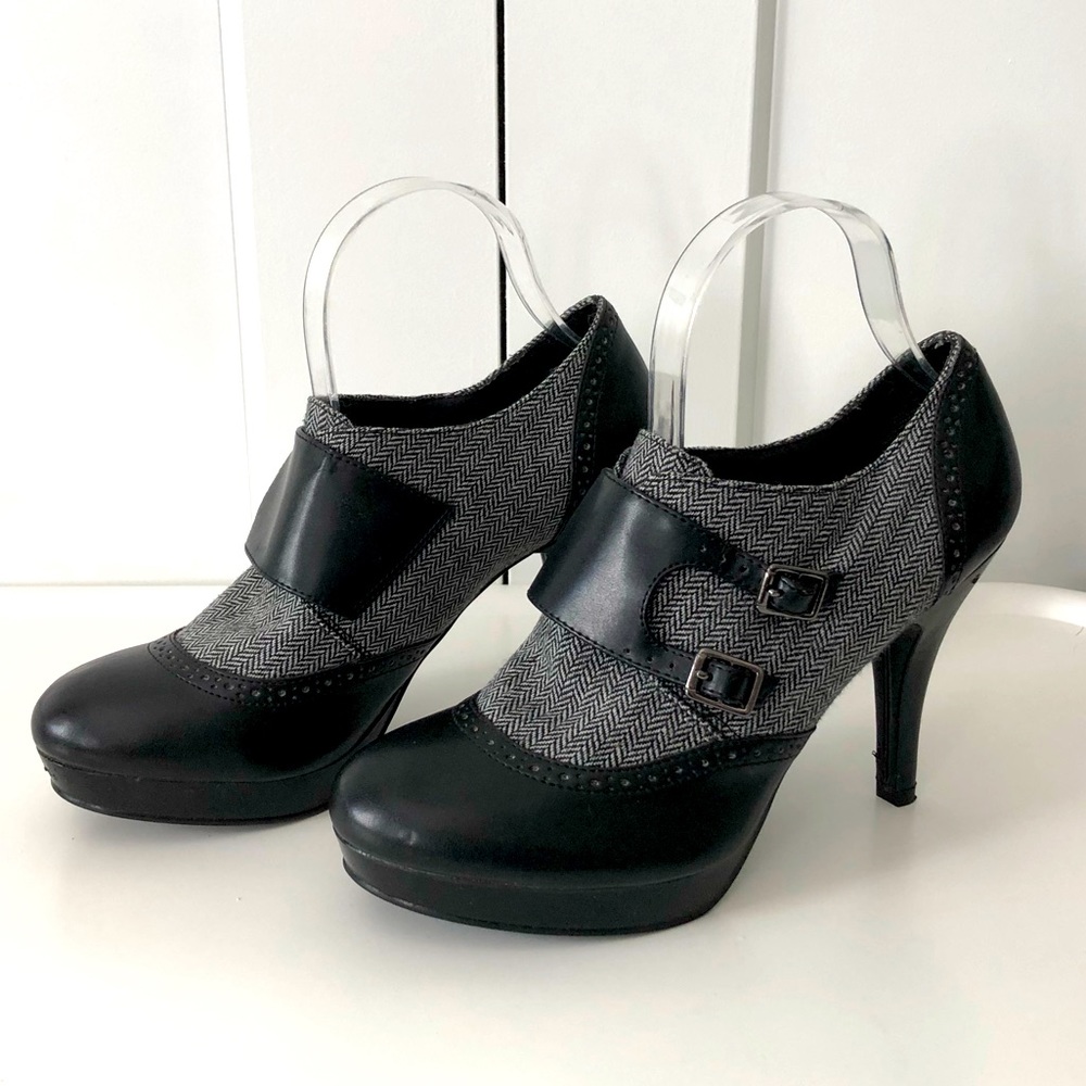Womens black and gray heels